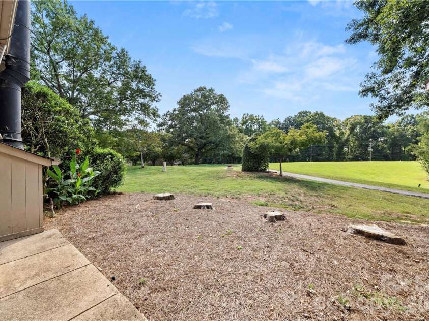102 Ridgeport Road, Clover, SC 29710.  MLS# CAR4416607, YatesRealty ID 46460. 