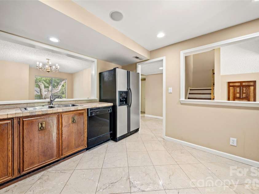102 Ridgeport Road, Clover, SC 29710.  MLS# CAR4416607, YatesRealty ID 46460. 