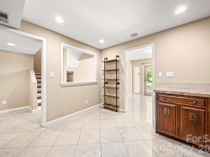 102 Ridgeport Road, Clover, SC 29710.  MLS# CAR4416607, YatesRealty ID 46460. 