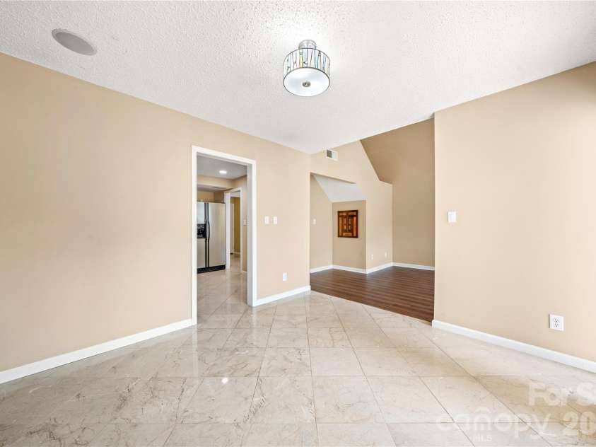 102 Ridgeport Road, Clover, SC 29710.  MLS# CAR4416607, YatesRealty ID 46460. 