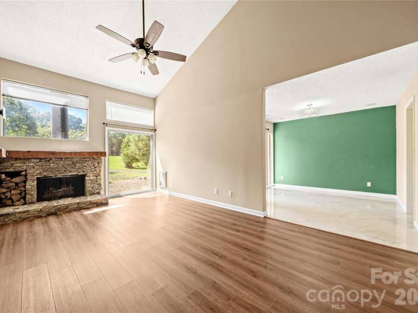 102 Ridgeport Road, Clover, SC 29710.  MLS# CAR4416607, YatesRealty ID 46460. 