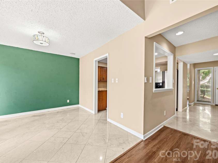 102 Ridgeport Road, Clover, SC 29710.  MLS# CAR4416607, YatesRealty ID 46460. 