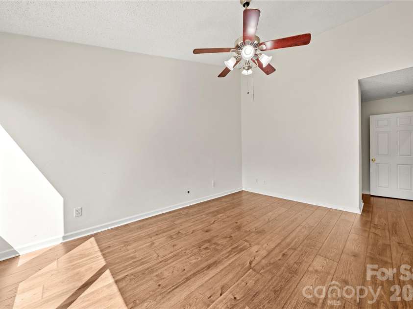 102 Ridgeport Road, Clover, SC 29710.  MLS# CAR4416607, YatesRealty ID 46460. 