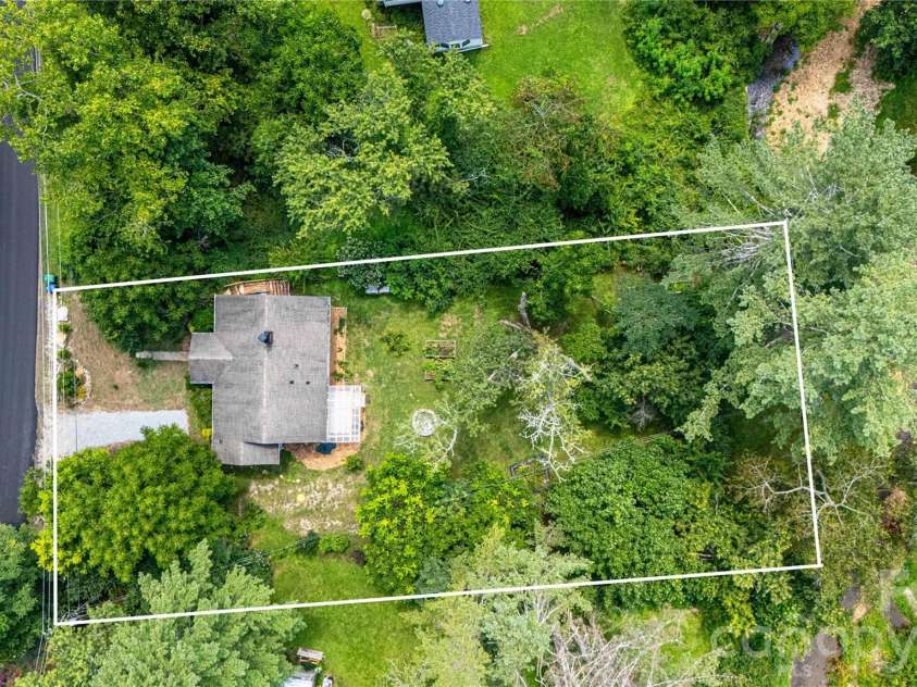 875 Mills Gap Road, Fletcher, NC 28732.  MLS# CAR4416274, YatesRealty ID 46461. 