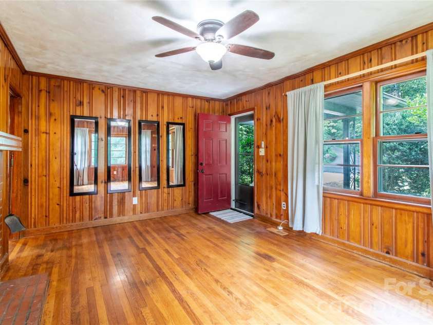 875 Mills Gap Road, Fletcher, NC 28732.  MLS# CAR4416274, YatesRealty ID 46461. 