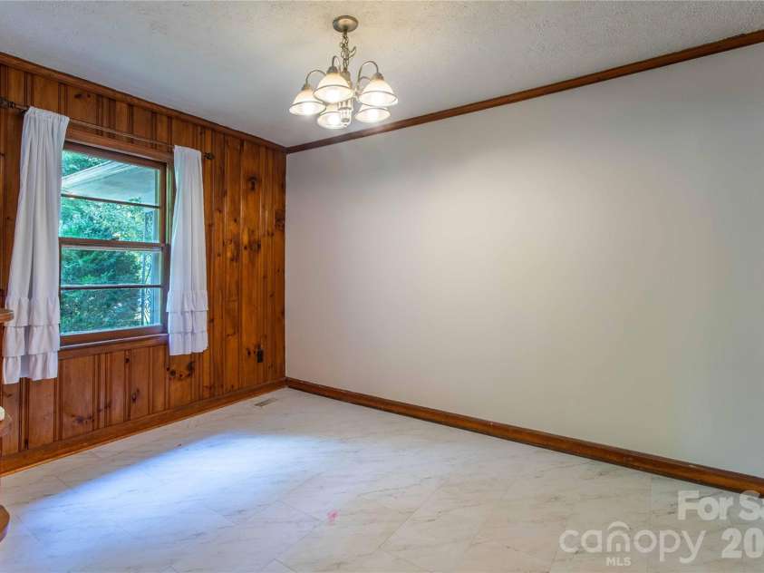 875 Mills Gap Road, Fletcher, NC 28732.  MLS# CAR4416274, YatesRealty ID 46461. 