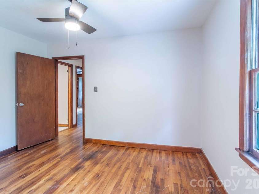 875 Mills Gap Road, Fletcher, NC 28732.  MLS# CAR4416274, YatesRealty ID 46461. 
