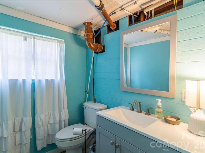875 Mills Gap Road, Fletcher, NC 28732.  MLS# CAR4416274, YatesRealty ID 46461. 