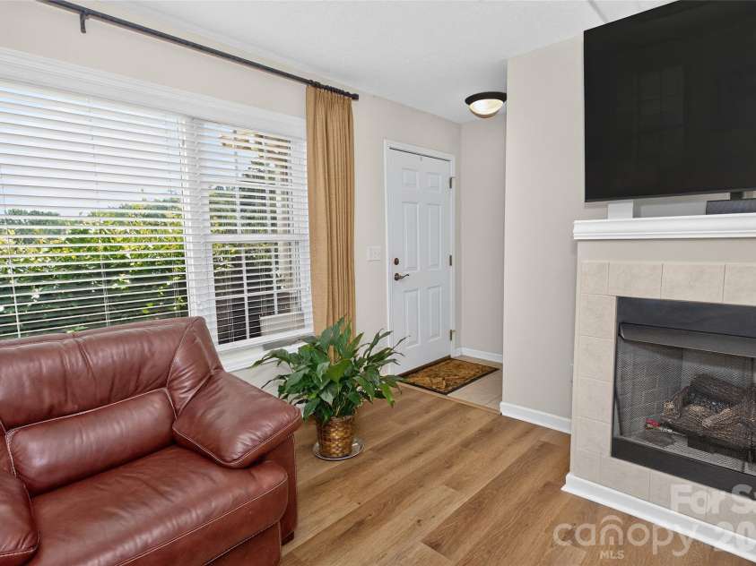 14 Rotunda Circle, Asheville, NC 28806.  MLS# CAR4416189, YatesRealty ID 46463. 