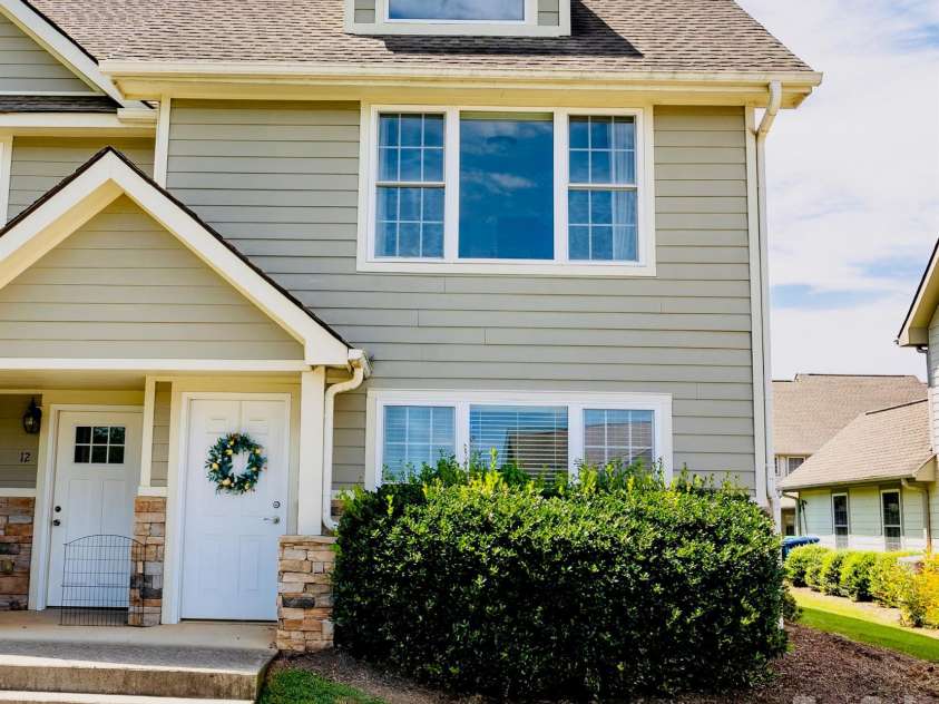 14 Rotunda Circle, Asheville, NC 28806.  MLS# CAR4416189, YatesRealty ID 46463. 