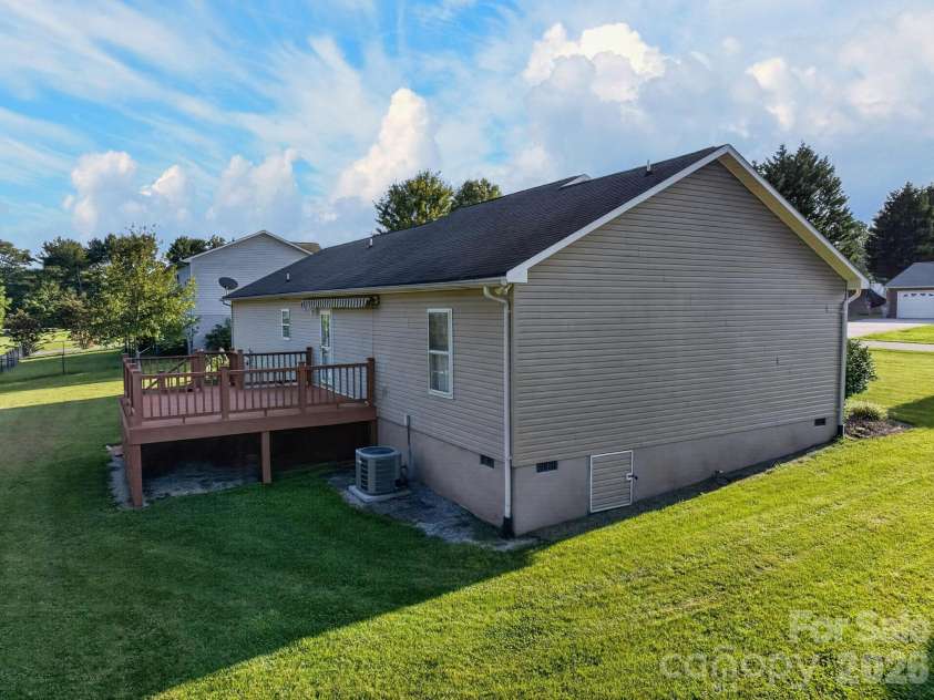 2305 Good Shepard Court, Lenoir, NC 28645.  MLS# CAR4415985, YatesRealty ID 46464. 
