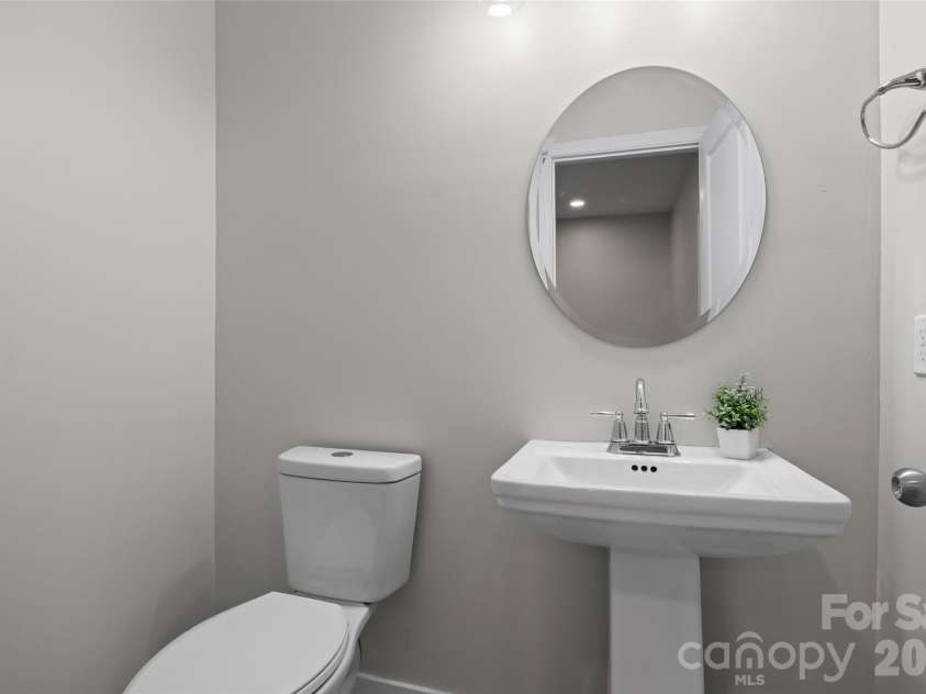 605 Kings Mountain Street, Clover, SC 29710.  MLS# CAR4416058, YatesRealty ID 46467. Half bathroom