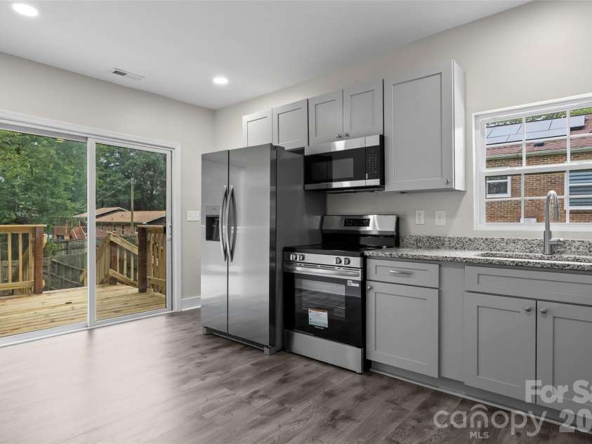 605 Kings Mountain Street, Clover, SC 29710.  MLS# CAR4416058, YatesRealty ID 46467. Kitchen