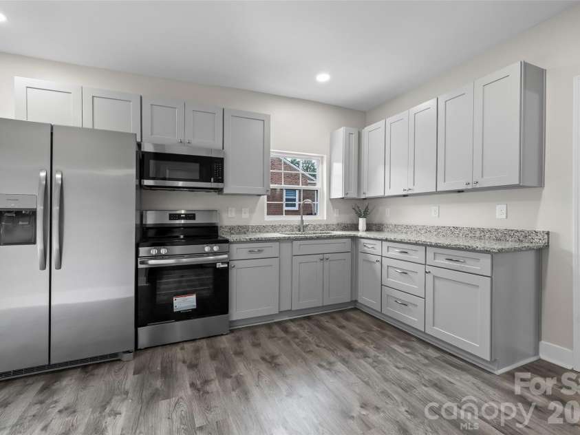 605 Kings Mountain Street, Clover, SC 29710.  MLS# CAR4416058, YatesRealty ID 46467. Kitchen