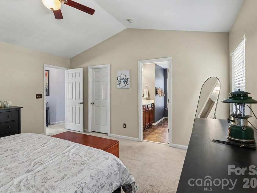 10878 Store House Court, Davidson, NC 28036.  MLS# CAR4416220, YatesRealty ID 46469. 