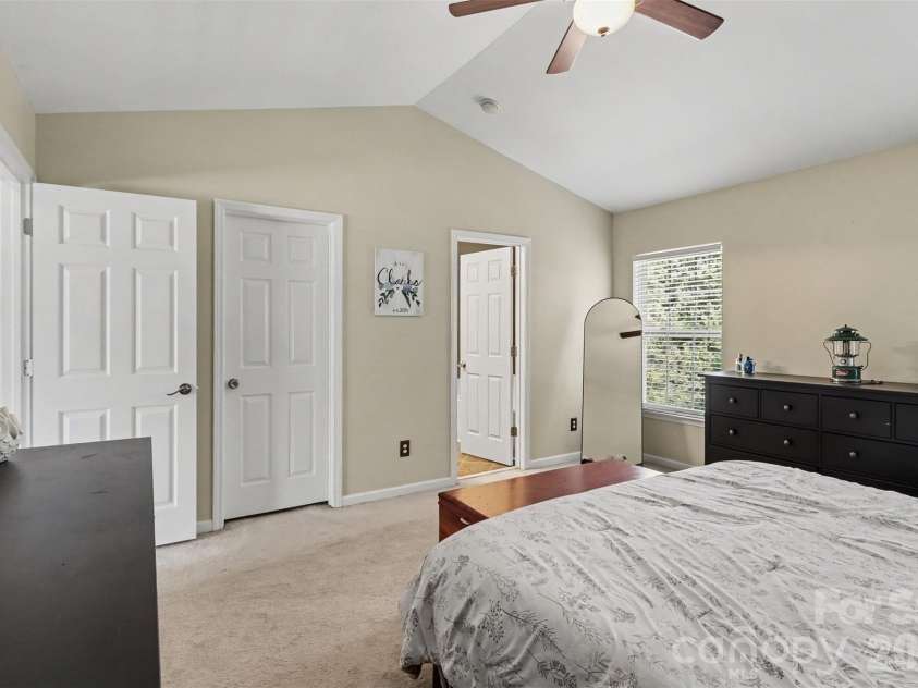 10878 Store House Court, Davidson, NC 28036.  MLS# CAR4416220, YatesRealty ID 46469. 