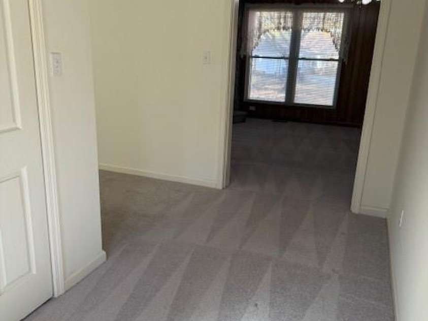 991 36th Avenue Court, Hickory, NC 28601.  MLS# CAR4319156, YatesRealty ID 4647. 