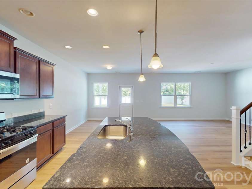 28 Pacolet Lane, Beaufort, SC 29906.  MLS# CAR4417458, YatesRealty ID 46472. 