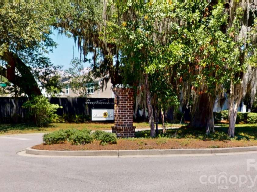 28 Pacolet Lane, Beaufort, SC 29906.  MLS# CAR4417458, YatesRealty ID 46472. 