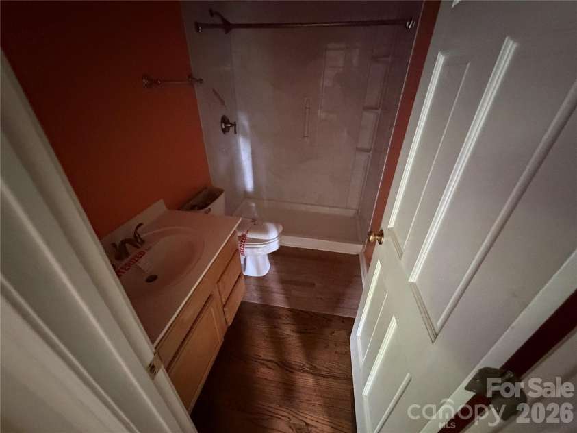 29 Crystal Springs Trail, Cashiers, NC 28717.  MLS# CAR4417576, YatesRealty ID 46474. Bath 2