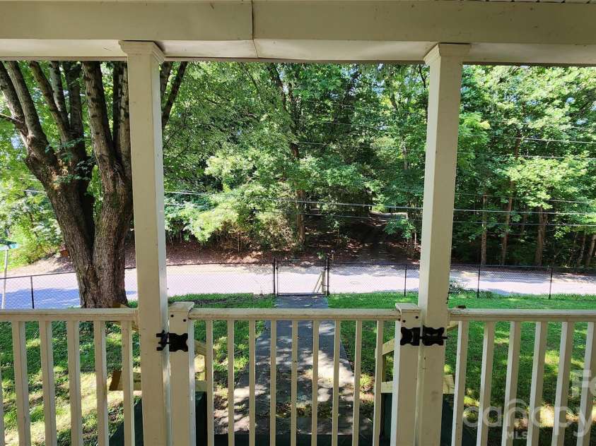 844 Connahetta Street, Murphy, NC 28906.  MLS# CAR4417498, YatesRealty ID 46475. 