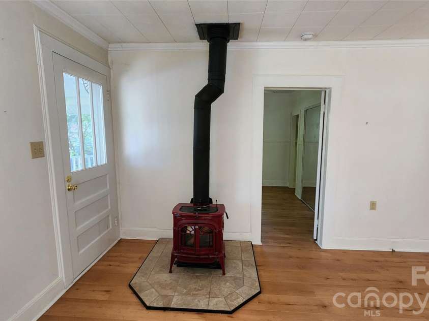 844 Connahetta Street, Murphy, NC 28906.  MLS# CAR4417498, YatesRealty ID 46475. 