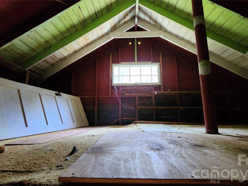 844 Connahetta Street, Murphy, NC 28906.  MLS# CAR4417498, YatesRealty ID 46475. 