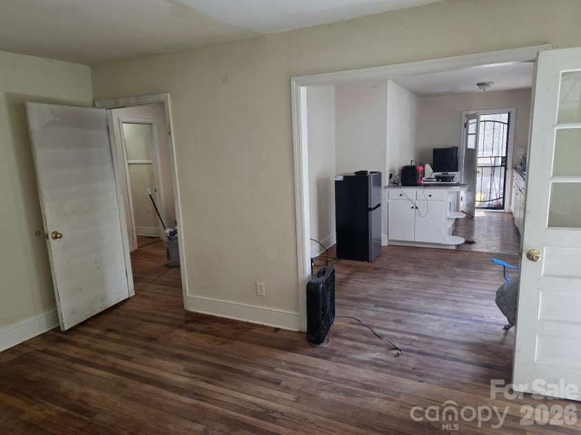 123 Larchwood Drive, Columbia, SC 29203.  MLS# CAR4417578, YatesRealty ID 46476. 