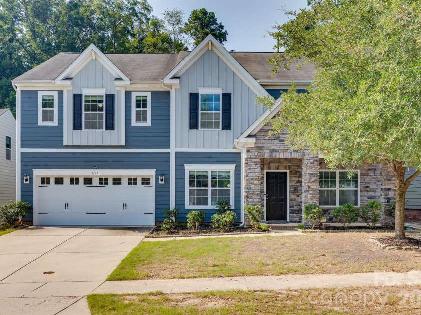 1722 Still River Way, Fort Mill, SC 29708.  MLS# CAR4413098, YatesRealty ID 46478. 