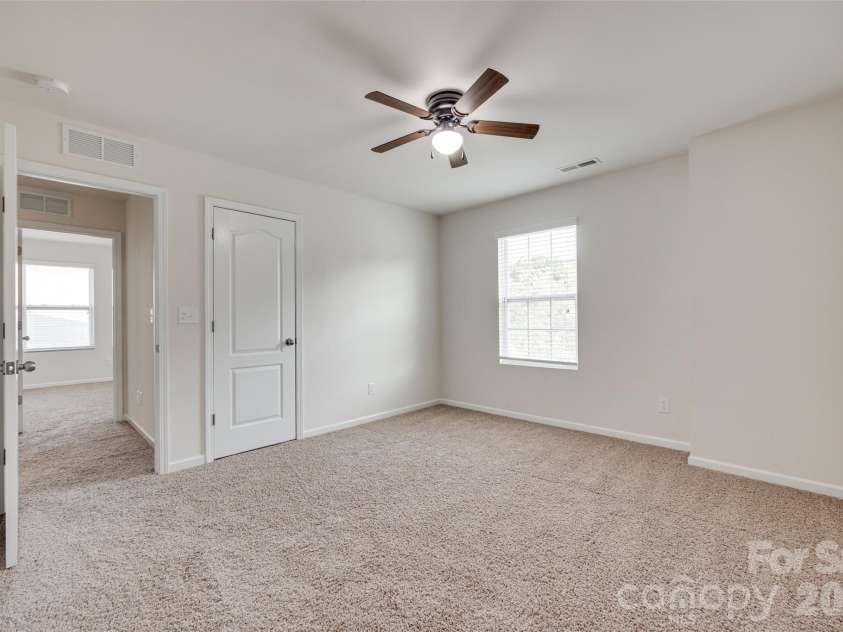 1722 Still River Way, Fort Mill, SC 29708.  MLS# CAR4413098, YatesRealty ID 46478. 