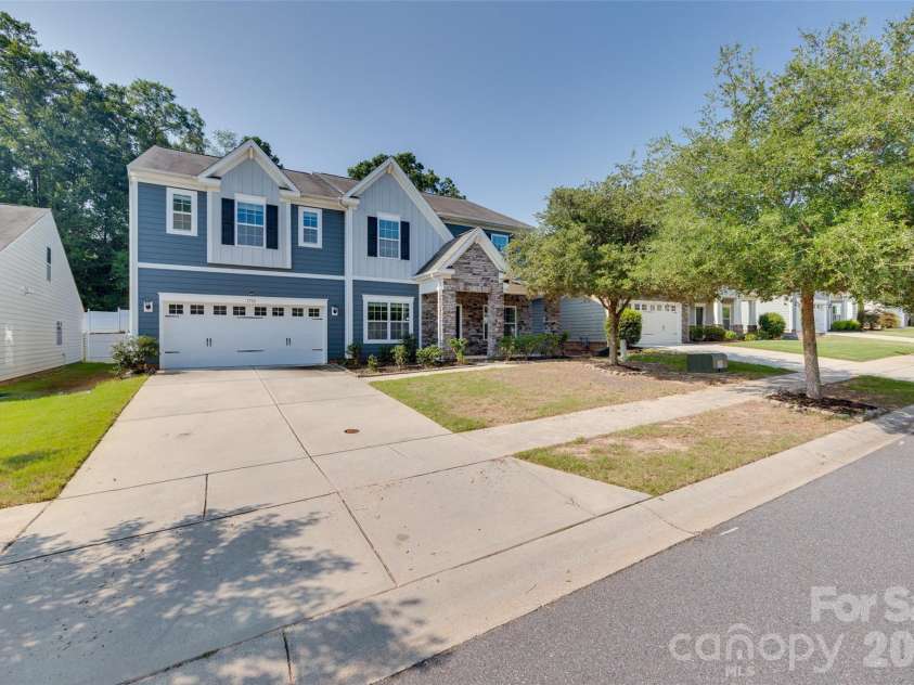 1722 Still River Way, Fort Mill, SC 29708.  MLS# CAR4413098, YatesRealty ID 46478. 