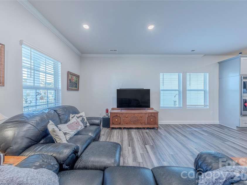855 Windage Way, Pineville, NC 28134.  MLS# CAR4344803, YatesRealty ID 4648. 
