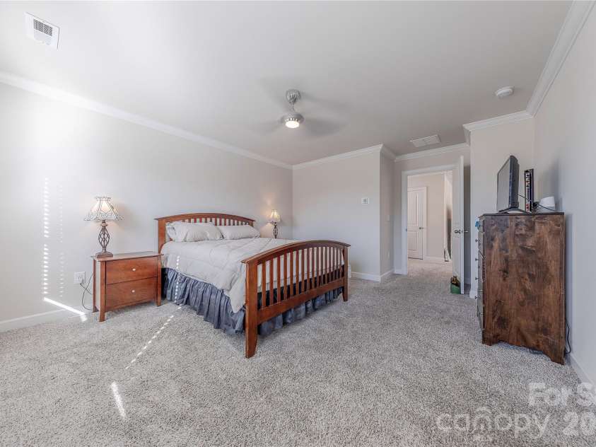 855 Windage Way, Pineville, NC 28134.  MLS# CAR4344803, YatesRealty ID 4648. 
