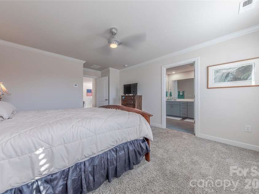 855 Windage Way, Pineville, NC 28134.  MLS# CAR4344803, YatesRealty ID 4648. 