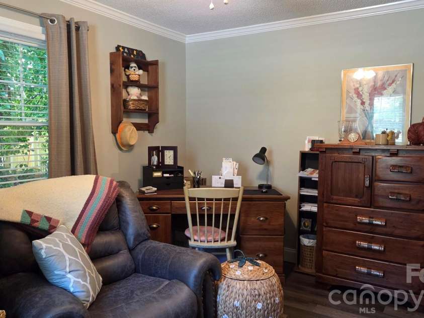 809 Alexander Street, Lincolnton, NC 28092.  MLS# CAR4395562, YatesRealty ID 46489. BR2