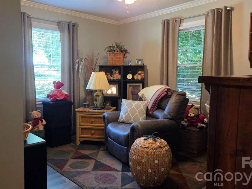 809 Alexander Street, Lincolnton, NC 28092.  MLS# CAR4395562, YatesRealty ID 46489. BR2
