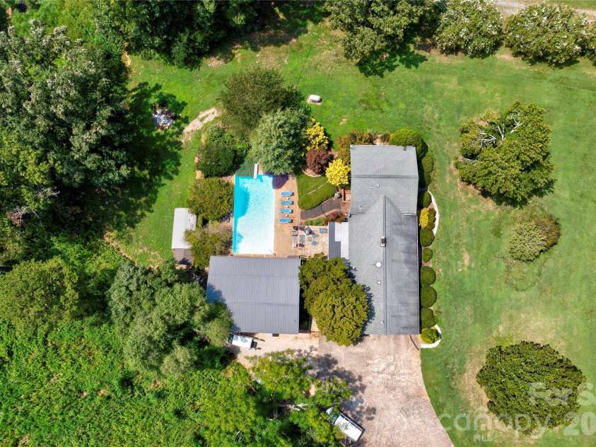 3319 Humphries Road, Shelby, NC 28150.  MLS# CAR4293516, YatesRealty ID 4649. 