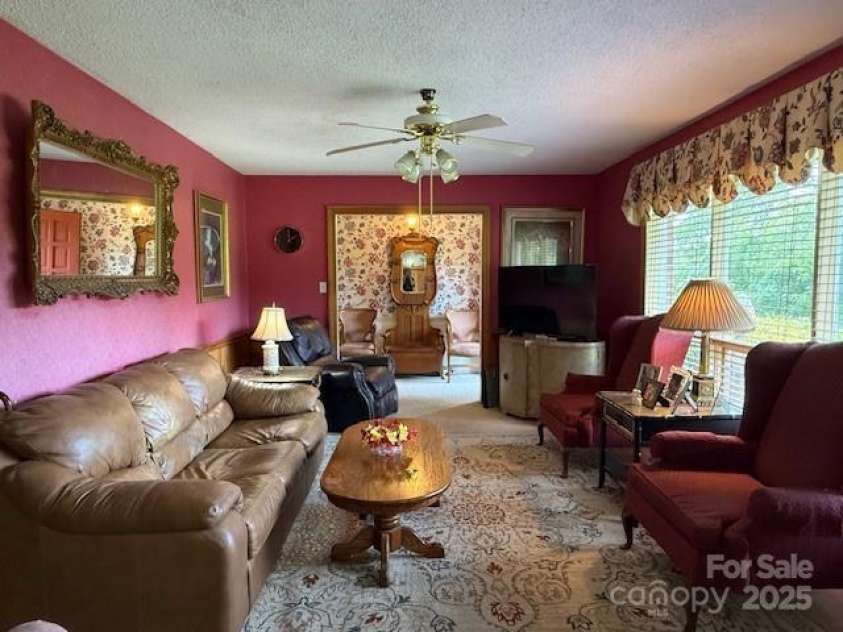 3319 Humphries Road, Shelby, NC 28150.  MLS# CAR4293516, YatesRealty ID 4649. Living Room