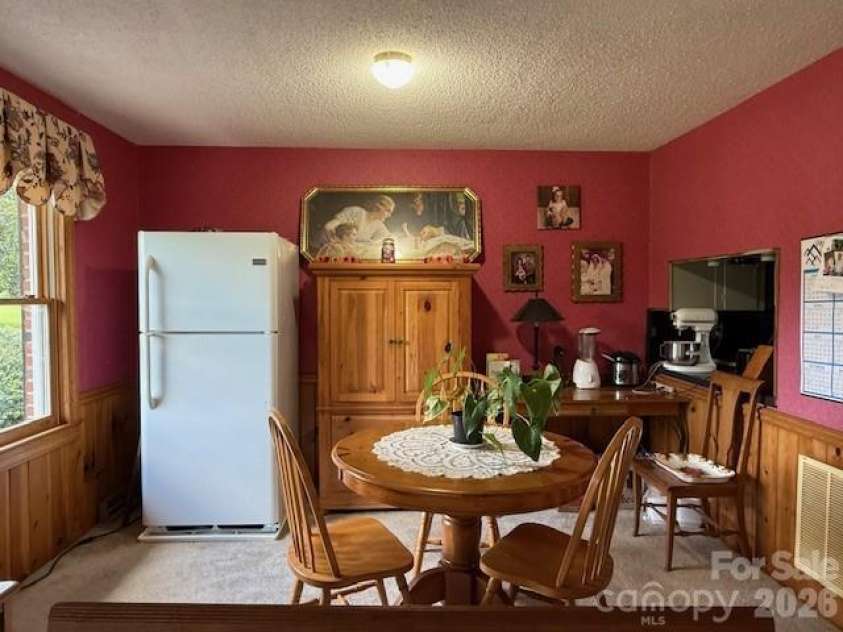 3319 Humphries Road, Shelby, NC 28150.  MLS# CAR4293516, YatesRealty ID 4649. Living/Dining
