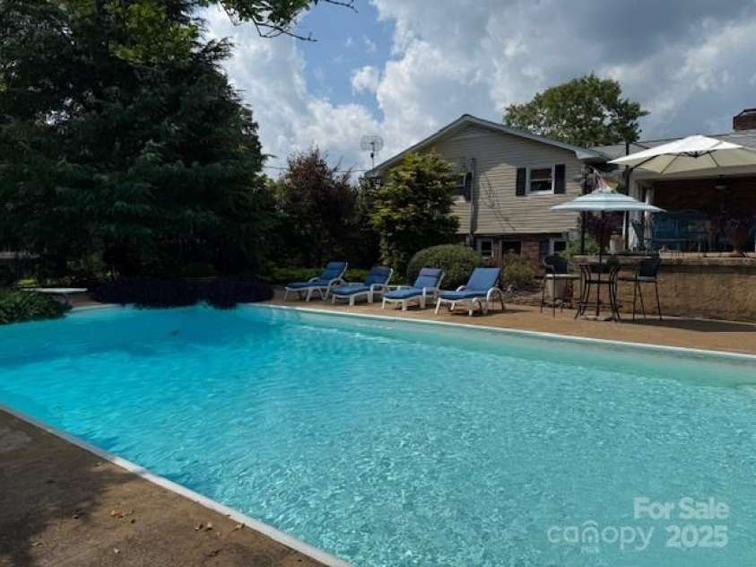 3319 Humphries Road, Shelby, NC 28150.  MLS# CAR4293516, YatesRealty ID 4649. Pool