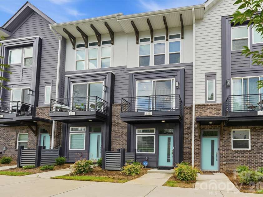 235 Bruns Avenue, Charlotte, NC 28208.  MLS# CAR4398515, YatesRealty ID 46490. 