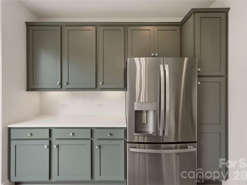 235 Bruns Avenue, Charlotte, NC 28208.  MLS# CAR4398515, YatesRealty ID 46490. 