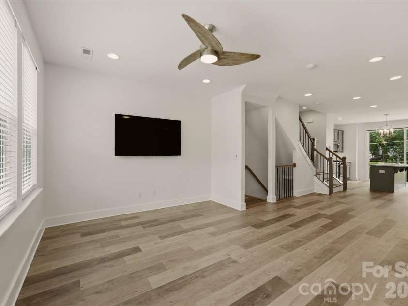 235 Bruns Avenue, Charlotte, NC 28208.  MLS# CAR4398515, YatesRealty ID 46490. 