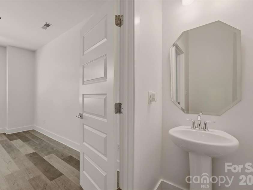 235 Bruns Avenue, Charlotte, NC 28208.  MLS# CAR4398515, YatesRealty ID 46490. 