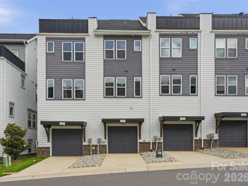 235 Bruns Avenue, Charlotte, NC 28208.  MLS# CAR4398515, YatesRealty ID 46490. 