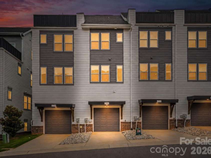235 Bruns Avenue, Charlotte, NC 28208.  MLS# CAR4398515, YatesRealty ID 46490. 