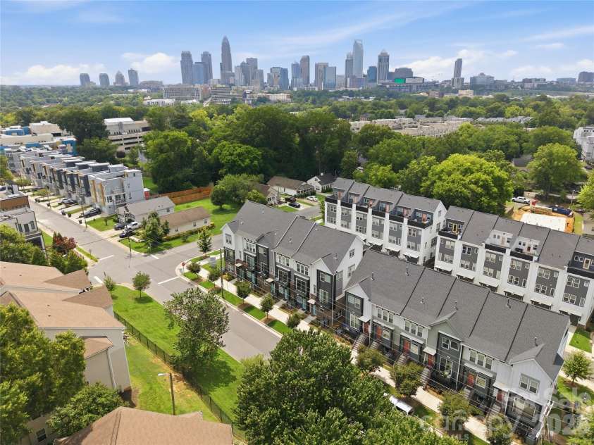 235 Bruns Avenue, Charlotte, NC 28208.  MLS# CAR4398515, YatesRealty ID 46490. 