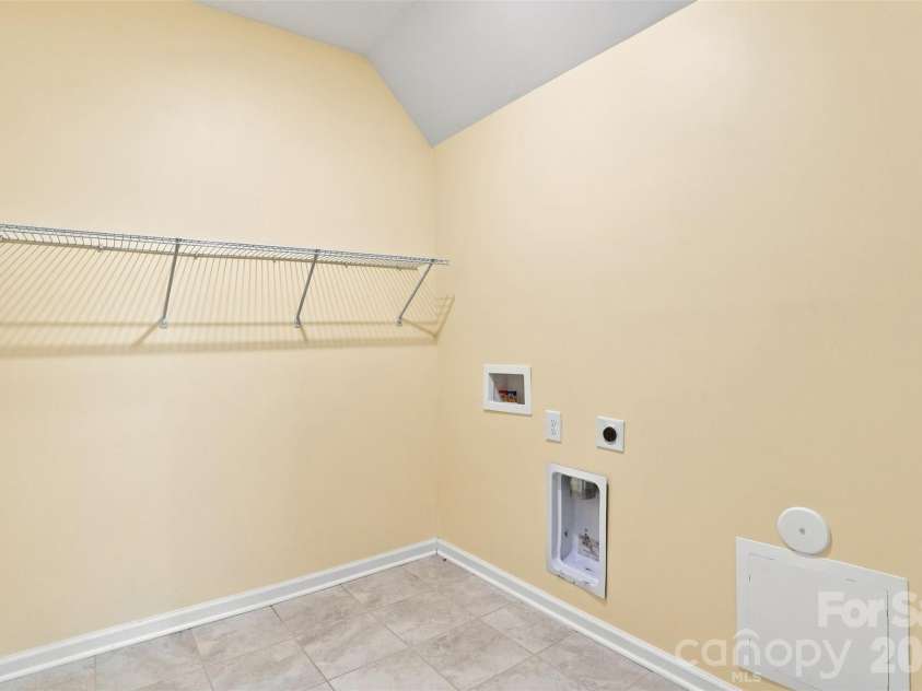 3065 Rosseau Lane, Mount Holly, NC 28120.  MLS# CAR4417646, YatesRealty ID 46493. 