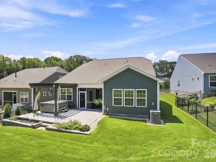 3065 Rosseau Lane, Mount Holly, NC 28120.  MLS# CAR4417646, YatesRealty ID 46493. 