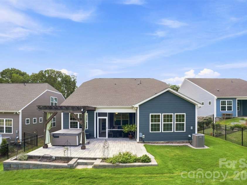 3065 Rosseau Lane, Mount Holly, NC 28120.  MLS# CAR4417646, YatesRealty ID 46493. 